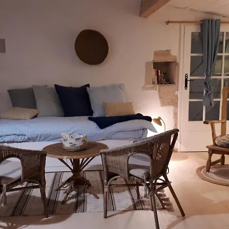 Holiday home Loft Atypique Pour 2 Personnes *